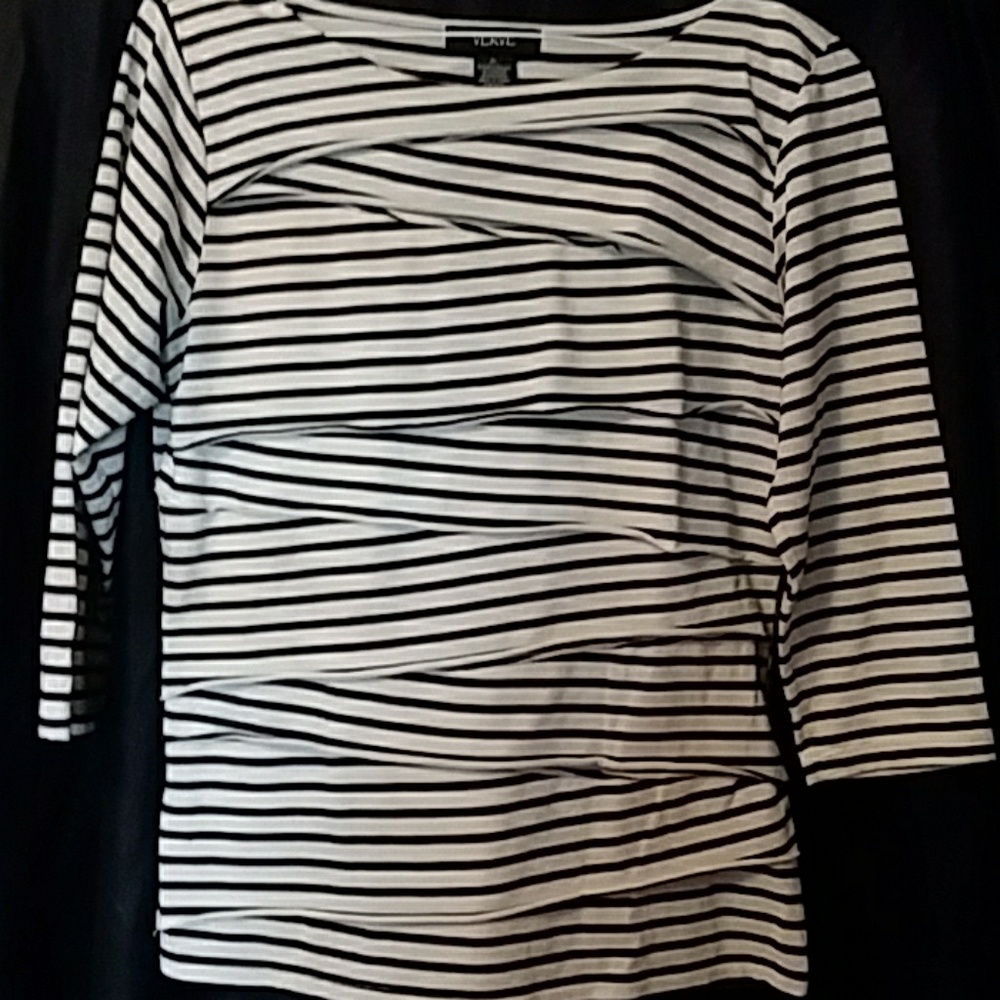 3/4 sleeve top